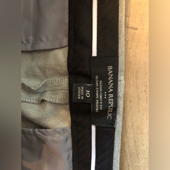 Ladies size 10 light grey Banana Republic Sloan pant - curvy fit - Picture 2 of 11